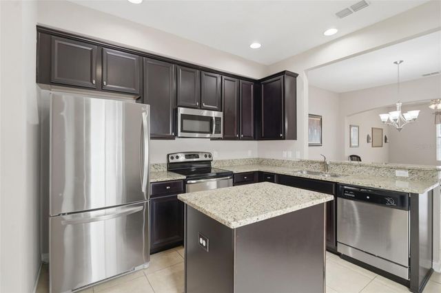 556 JUNIPER SPRINGS DRIVE, Groveland, FL 34736