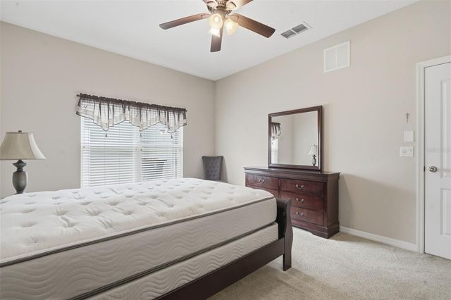 556 JUNIPER SPRINGS DRIVE, Groveland, FL 34736