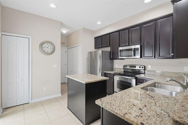 556 JUNIPER SPRINGS DRIVE, Groveland, FL 34736