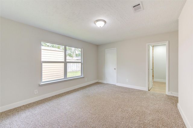 328 Meadow Wood Ct Court, League City, TX 77573