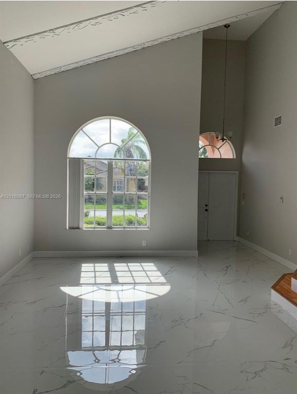 9763 NW 32nd St 0, Doral, FL 33172