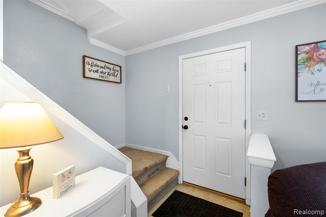 24210 Westpointe Street, Trenton, MI 48183