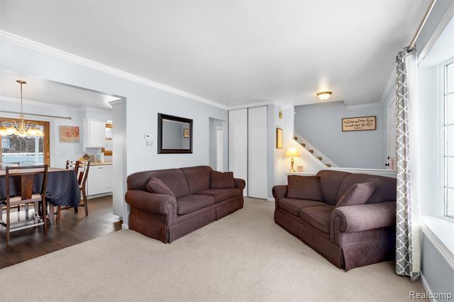 24210 Westpointe Street, Trenton, MI 48183