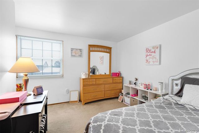 24210 Westpointe Street, Trenton, MI 48183