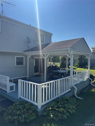 24210 Westpointe Street, Trenton, MI 48183