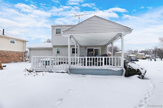 24210 Westpointe Street, Trenton, MI 48183