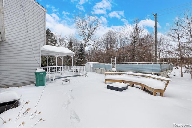 24210 Westpointe Street, Trenton, MI 48183