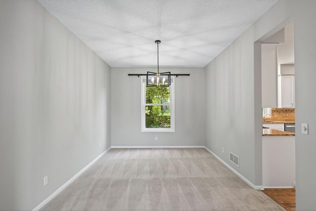 18005 45th Avenue N, Plymouth, MN 55446