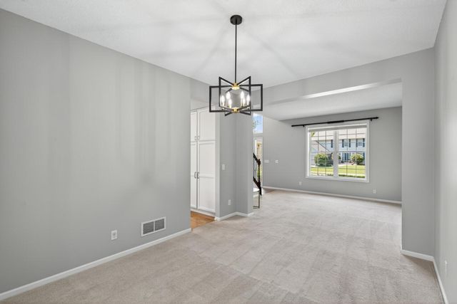 18005 45th Avenue N, Plymouth, MN 55446