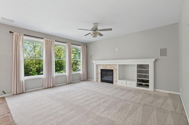 18005 45th Avenue N, Plymouth, MN 55446