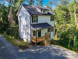 53 Acorn Lane, Waynesville, NC 28785