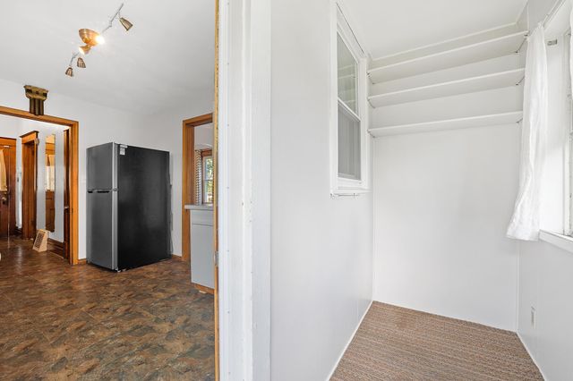 1009 Sherburne Avenue, Saint Paul, MN 55104