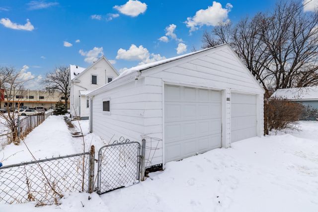 1009 Sherburne Avenue, Saint Paul, MN 55104