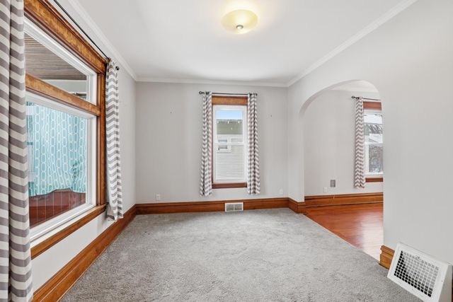 1009 Sherburne Avenue, Saint Paul, MN 55104