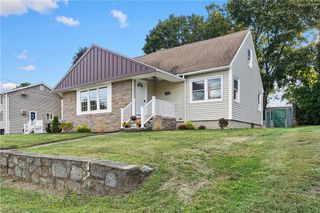 149 Yeoman Avenue, Cranston, RI 02920