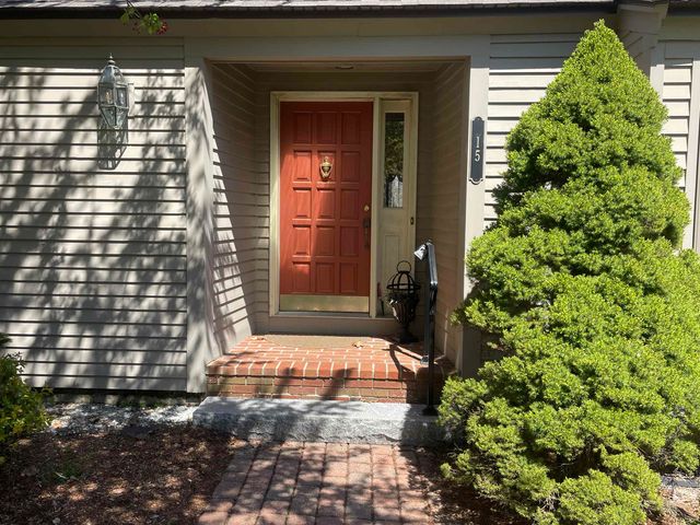 15 Knightland Road, Atkinson, NH 03811