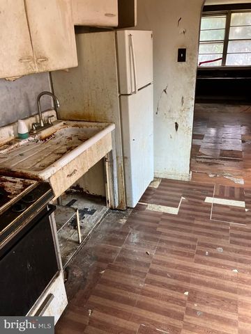7314 MONTOUR ST, Philadelphia, PA 19111