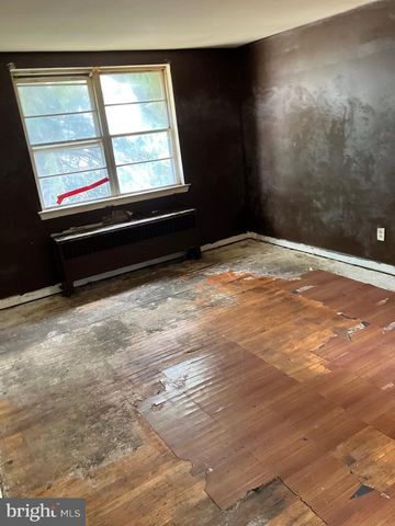7314 MONTOUR ST, Philadelphia, PA 19111