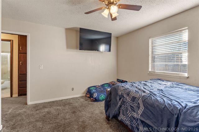 407 N Hillman Avenue, Okmulgee, OK 74447