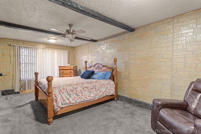 407 N Hillman Avenue, Okmulgee, OK 74447