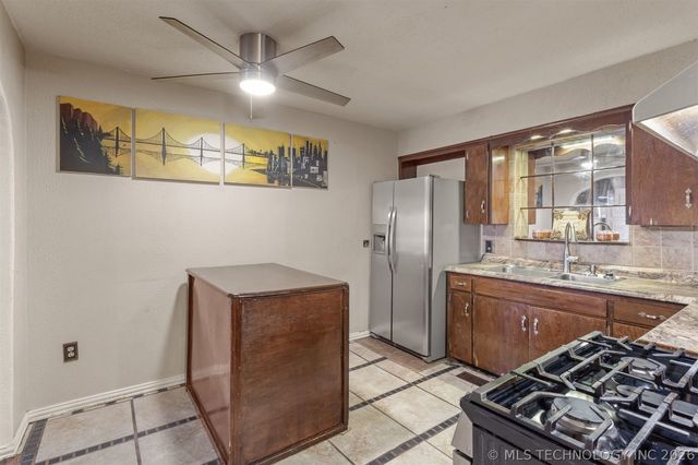 407 N Hillman Avenue, Okmulgee, OK 74447