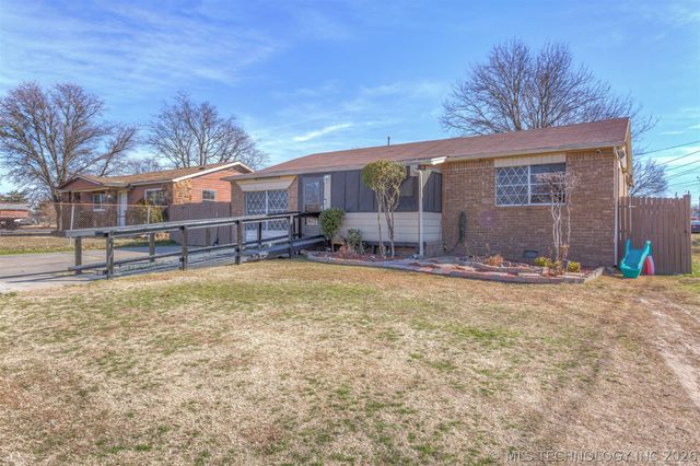 407 N Hillman Avenue, Okmulgee, OK 74447