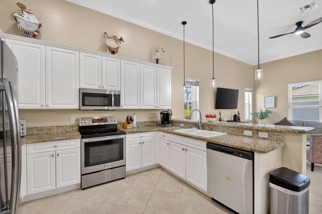 6664 Murano Way, Lake Worth, FL 33467
