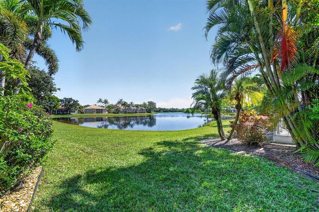 6664 Murano Way, Lake Worth, FL 33467