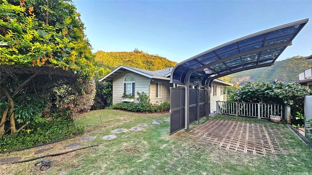 2427 Jasmine Street, Honolulu, HI 96816
