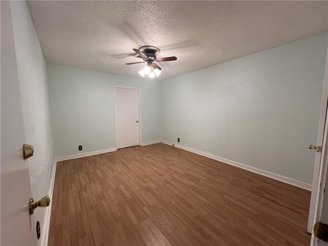 1021 Nile Dr, Corpus Christi, TX 78412