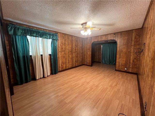 1021 Nile Dr, Corpus Christi, TX 78412