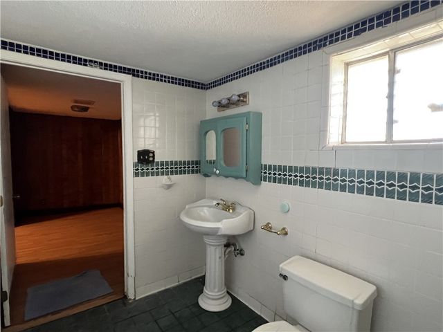 1021 Nile Dr, Corpus Christi, TX 78412