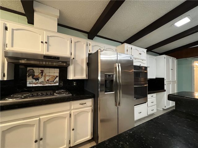 1021 Nile Dr, Corpus Christi, TX 78412