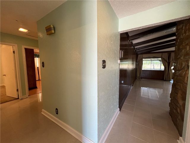 1021 Nile Dr, Corpus Christi, TX 78412