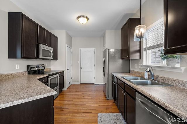 3136 Bentwater Place, St Charles, MO 63301