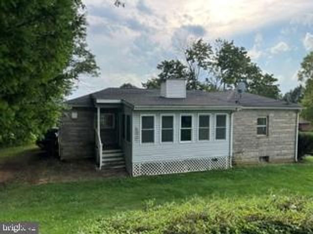 39 CLEARVIEW DR, Shrewsbury, PA 17361