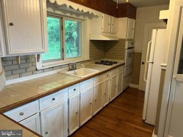 39 CLEARVIEW DR, Shrewsbury, PA 17361