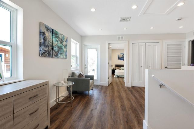 2054 ROSELAWN STREET, Sarasota, FL 34231