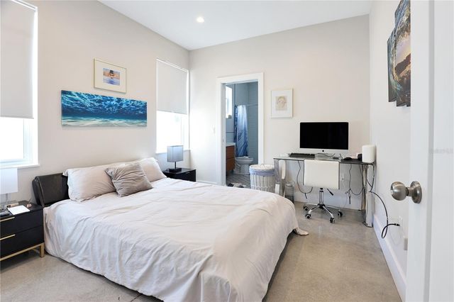 2054 ROSELAWN STREET, Sarasota, FL 34231