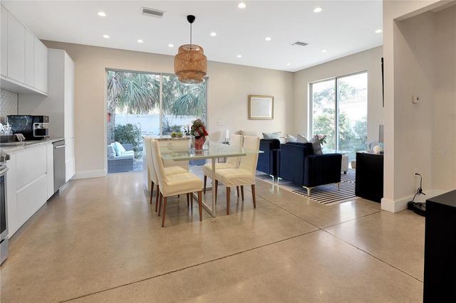 2054 ROSELAWN STREET, Sarasota, FL 34231