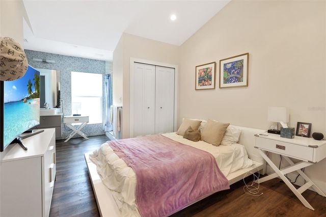 2054 ROSELAWN STREET, Sarasota, FL 34231