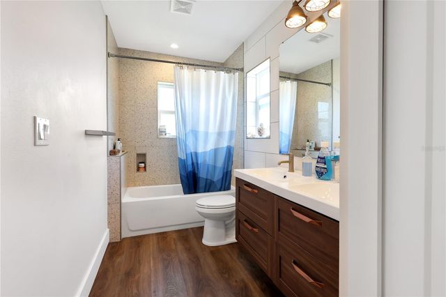 2054 ROSELAWN STREET, Sarasota, FL 34231