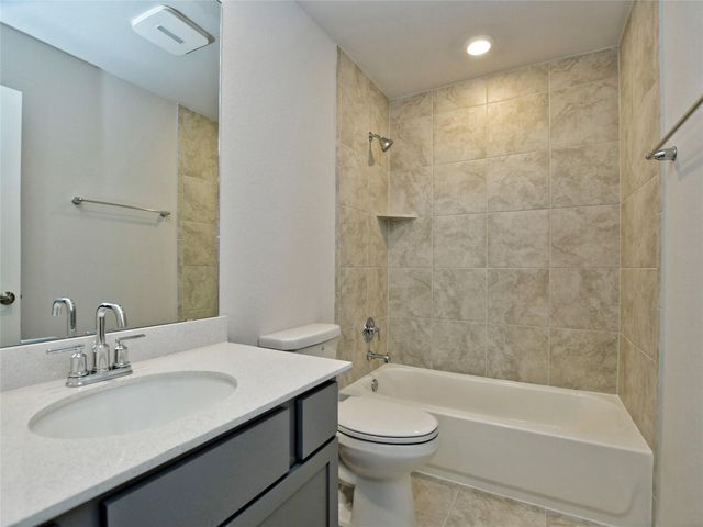12605 Purple Prairie LN, Buda, TX 78610