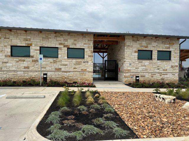 12605 Purple Prairie LN, Buda, TX 78610