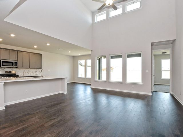 12605 Purple Prairie LN, Buda, TX 78610