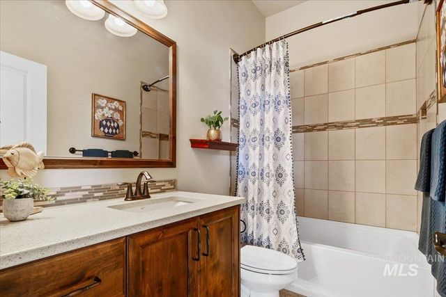 11700 W Pristinebrook Drive, Star, ID 83669