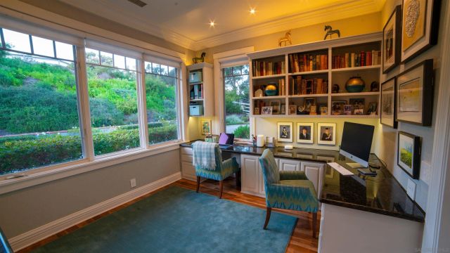 516 Whisper Wind Dr, Encinitas, CA 92024