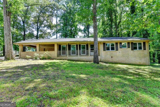 1138 Woodland Circle, Lawrenceville, GA 30043