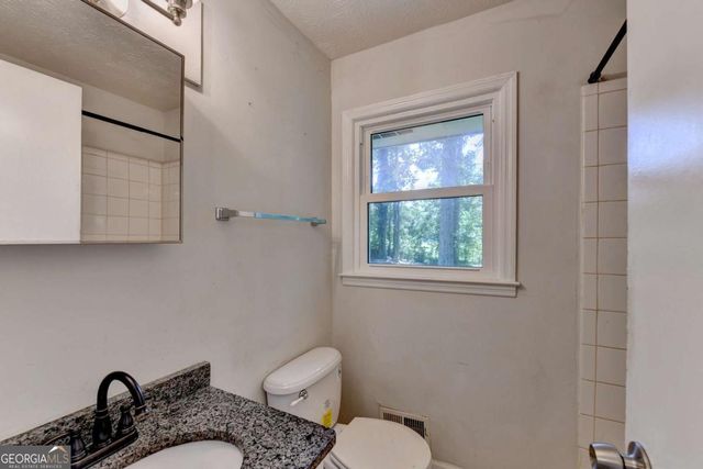 1138 Woodland Circle, Lawrenceville, GA 30043
