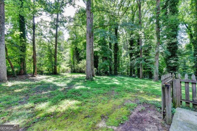 1138 Woodland Circle, Lawrenceville, GA 30043